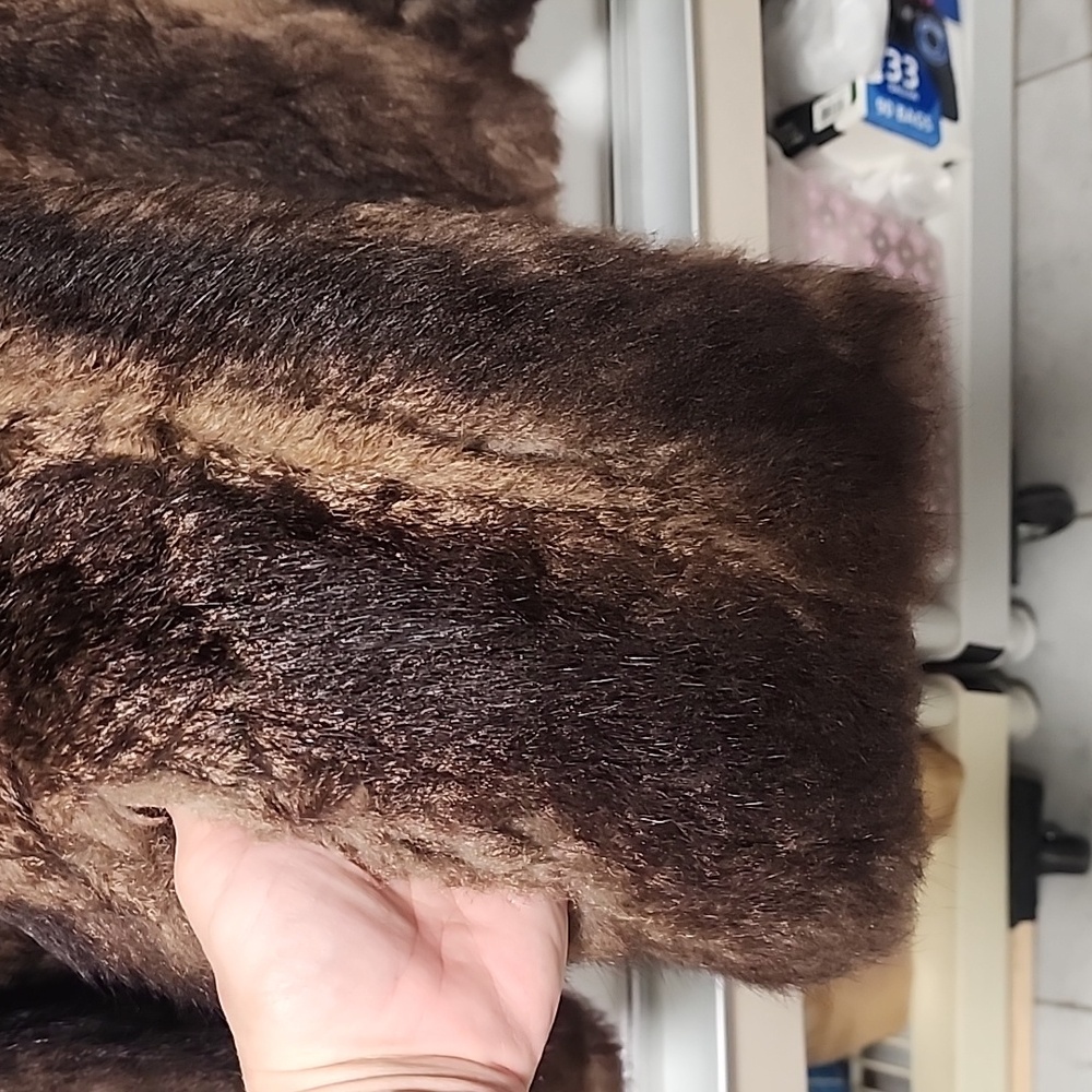 VINTAGE 1950's Possum Fur Coat S Small Jacket Austria Germany Mobwife Quiet Luxe - Picture 12 of 17